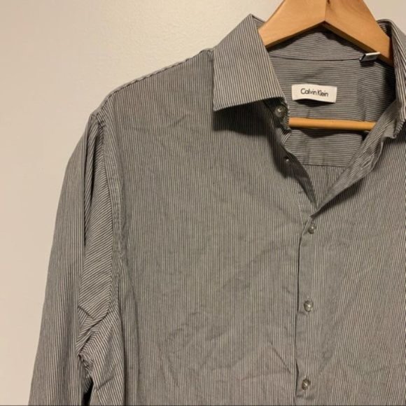 Calvin Klein grey black striped button front shirt Size 16.5. 32/33. - Picture 5 of 7